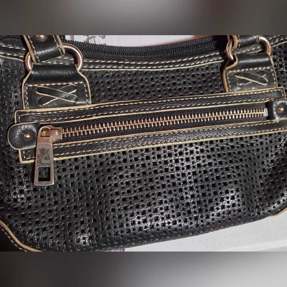 Vintage Fossil Y2K Black Leather Perforated Mini Bag - Picture 2 of 12